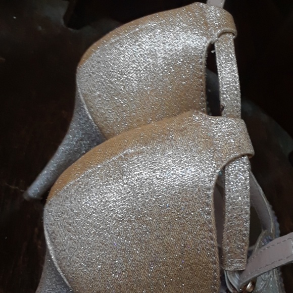 Cathy Jean prom shoes - Picture 3 of 4